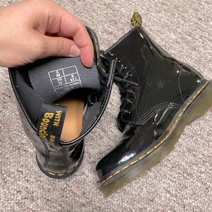 Woman’s dr. Martens size 8 worn once